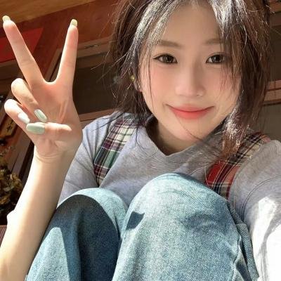 球场艳侣